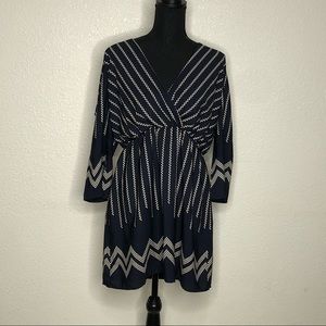 LULU’s Navy and cream colored dress